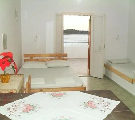 Aparthotel Klimis