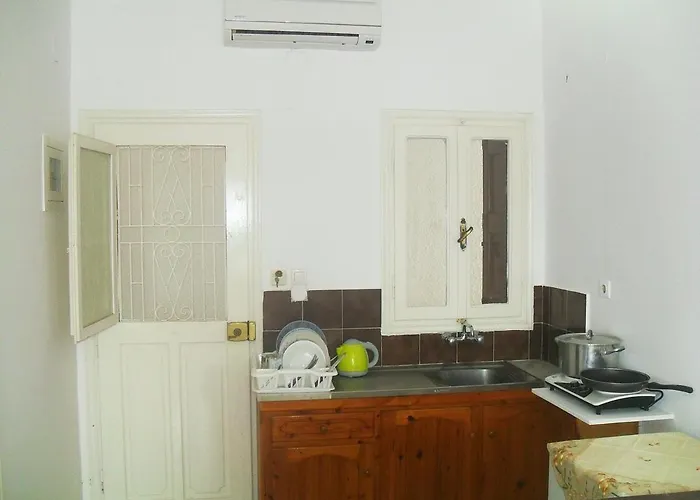 Klimis Apartmanhotel Mirtiész